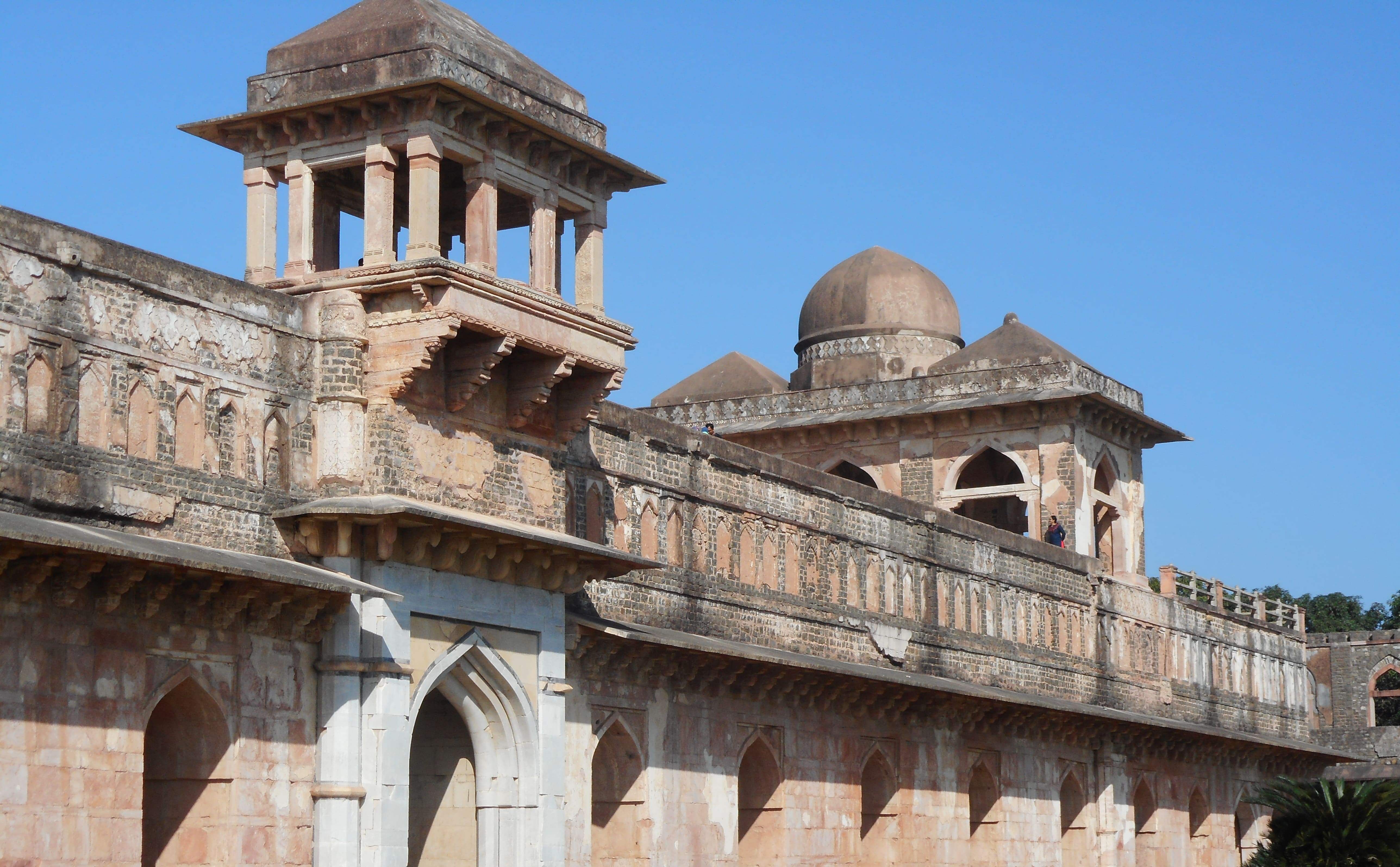 Indore to Mandav